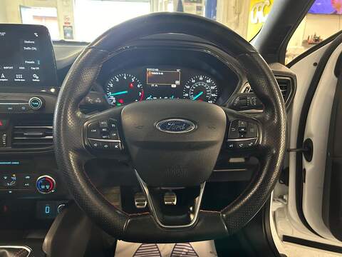 Ford Focus 1.0T EcoBoost ST-Line Hatchback 5dr Petrol Manual Euro 6 (s/s) (125 ps) - U310