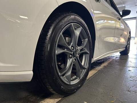 Ford Focus 1.0T EcoBoost ST-Line Hatchback 5dr Petrol Manual Euro 6 (s/s) (125 ps) - U310