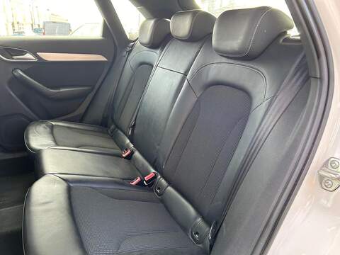 Audi Q3 2.0 TDI S line SUV 5dr Diesel Manual quattro Euro 6 (s/s) (184 ps) - U311