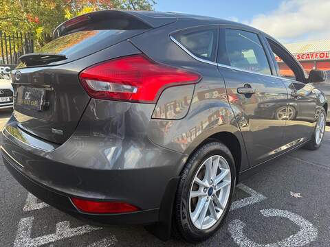 Ford Focus 1.0T EcoBoost Zetec Hatchback 5dr Petrol Manual Euro 6 (s/s) (125 ps) - U312