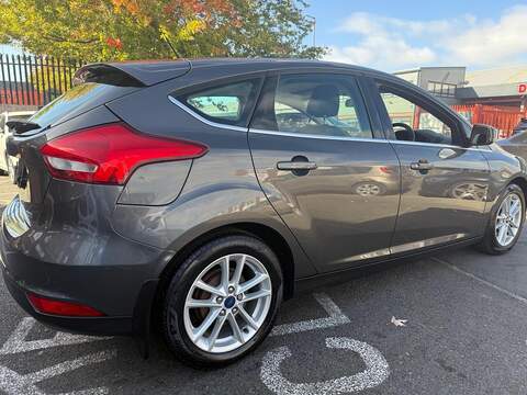 Ford Focus 1.0T EcoBoost Zetec Hatchback 5dr Petrol Manual Euro 6 (s/s) (125 ps) - U312