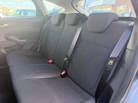 Ford Focus 1.0T EcoBoost Zetec Hatchback 5dr Petrol Manual Euro 6 (s/s) (125 ps) - U312