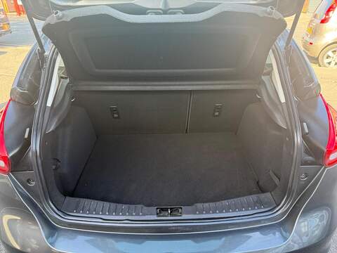 Ford Focus 1.0T EcoBoost Zetec Hatchback 5dr Petrol Manual Euro 6 (s/s) (125 ps) - U312