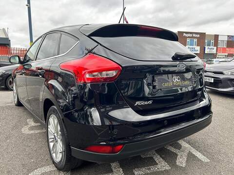 Ford Focus 1.0T EcoBoost Zetec Edition Hatchback 5dr Petrol Manual Euro 6 (s/s) (125 ps) - U313