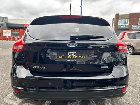 Ford Focus 1.0T EcoBoost Zetec Edition Hatchback 5dr Petrol Manual Euro 6 (s/s) (125 ps) - U313