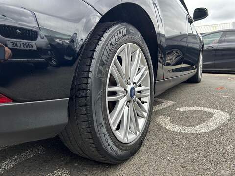 Ford Focus 1.0T EcoBoost Zetec Edition Hatchback 5dr Petrol Manual Euro 6 (s/s) (125 ps) - U313