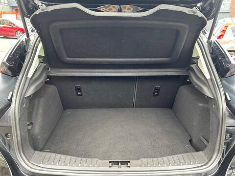 Ford Focus 1.0T EcoBoost Zetec Edition Hatchback 5dr Petrol Manual Euro 6 (s/s) (125 ps) - U313