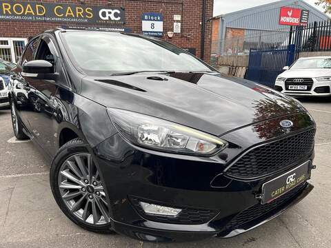 Ford Focus 1.4i Turbo ecoTEC Active SUV 5dr Petrol Manual Euro 6 (s/s) (140 ps)