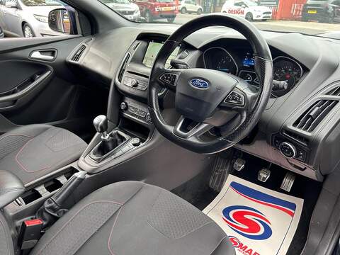 Ford Focus 1.5 TDCi ST-Line Hatchback 5dr Diesel Manual Euro 6 (s/s) (120 ps) - U314