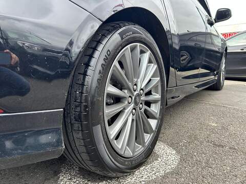 Ford Focus 1.5 TDCi ST-Line Hatchback 5dr Diesel Manual Euro 6 (s/s) (120 ps) - U314