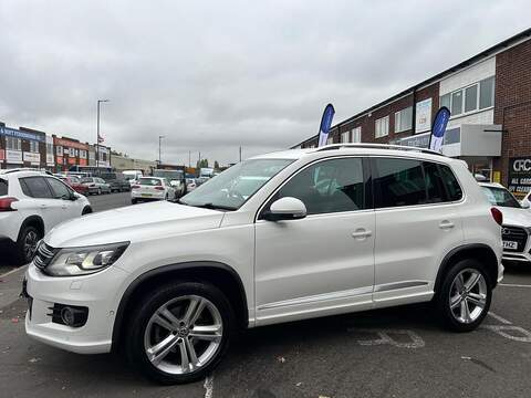 Volkswagen Tiguan 2.0 TDI BlueMotion Tech R-Line SUV 5dr Diesel Manual 4WD Euro 5 (s/s) (140 ps) - U316