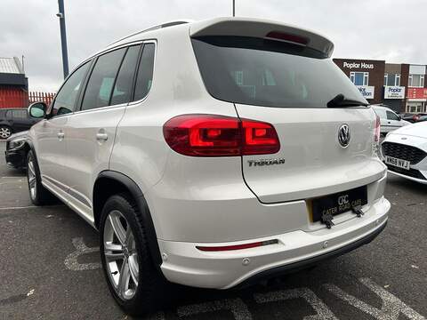 Volkswagen Tiguan 2.0 TDI BlueMotion Tech R-Line SUV 5dr Diesel Manual 4WD Euro 5 (s/s) (140 ps) - U316