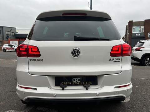 Volkswagen Tiguan 2.0 TDI BlueMotion Tech R-Line SUV 5dr Diesel Manual 4WD Euro 5 (s/s) (140 ps) - U316