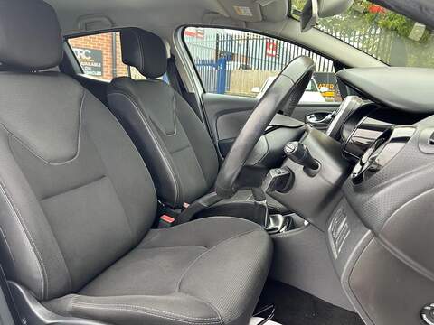 Renault Clio 1.2 16V Dynamique Nav Hatchback 5dr Petrol Manual Euro 6 (75 ps) - U317