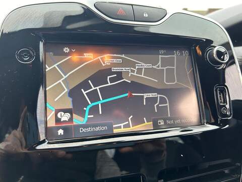 Renault Clio 1.2 16V Dynamique Nav Hatchback 5dr Petrol Manual Euro 6 (75 ps) - U317