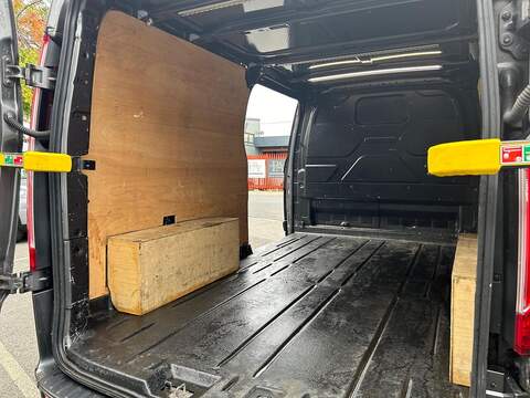 Ford Transit Custom Transit Custom Limited Panel Van 1 Manual Diesel - U319