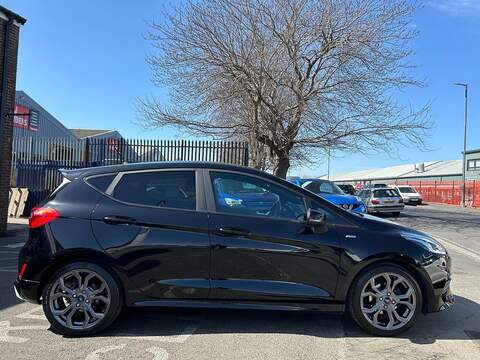 Ford Fiesta Fiesta 1.0T EcoBoost ST-Line Auto Euro 6 (s/s) 5dr - U32