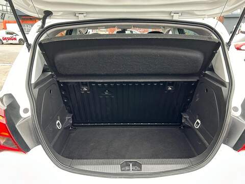 Vauxhall Corsa 1.4i ecoTEC SRi VX Line Nav Black Hatchback 5dr Petrol Manual Euro 6 (90 ps) - U320