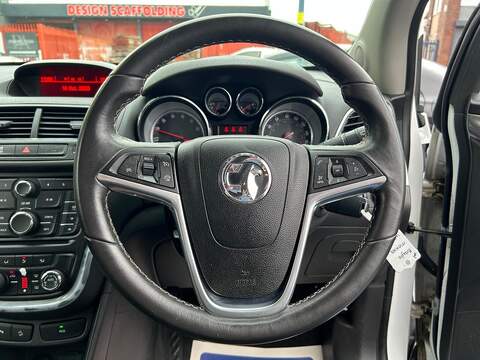 Vauxhall Mokka 1.4T Exclusiv SUV 5dr Petrol Manual 4WD Euro 5 (s/s) (140 ps) - U321