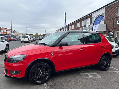 Skoda Fabia 1.2 TSI Monte Carlo TECH Hatchback 5dr Petrol Manual Euro 5 (105 ps) - U325