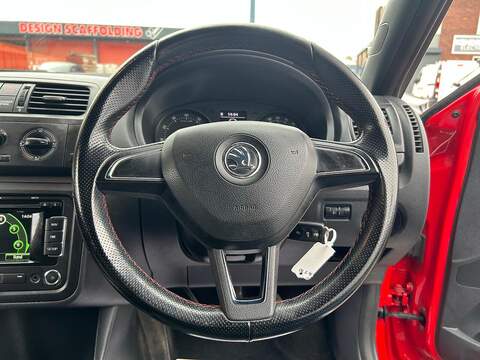 Skoda Fabia 1.2 TSI Monte Carlo TECH Hatchback 5dr Petrol Manual Euro 5 (105 ps) - U325