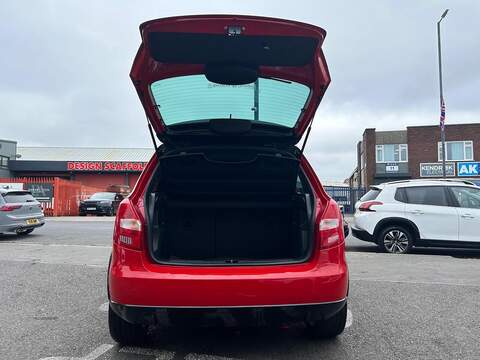 Skoda Fabia 1.2 TSI Monte Carlo TECH Hatchback 5dr Petrol Manual Euro 5 (105 ps) - U325