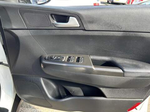 Kia Sportage Sportage 1.6 GDi 2 Euro 6 (s/s) 5dr - U33