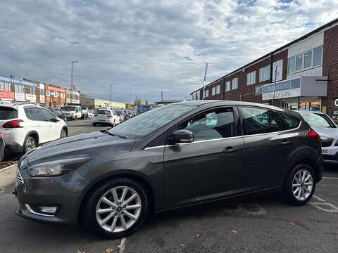 Ford Focus 1.5 TDCi Titanium Hatchback 5dr Diesel Manual Euro 6 (s/s) (120 ps) - U333