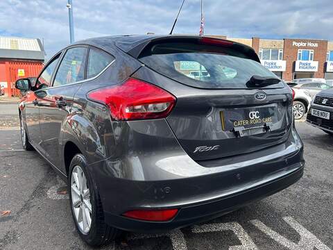 Ford Focus 1.5 TDCi Titanium Hatchback 5dr Diesel Manual Euro 6 (s/s) (120 ps) - U333