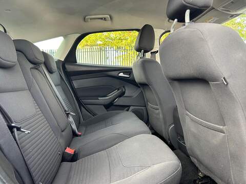 Ford Focus 1.5 TDCi Titanium Hatchback 5dr Diesel Manual Euro 6 (s/s) (120 ps) - U333