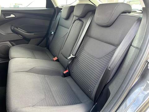 Ford Focus 1.5 TDCi Titanium Hatchback 5dr Diesel Manual Euro 6 (s/s) (120 ps) - U333