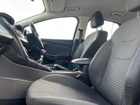 Ford Focus 1.5 TDCi Titanium Hatchback 5dr Diesel Manual Euro 6 (s/s) (120 ps) - U333