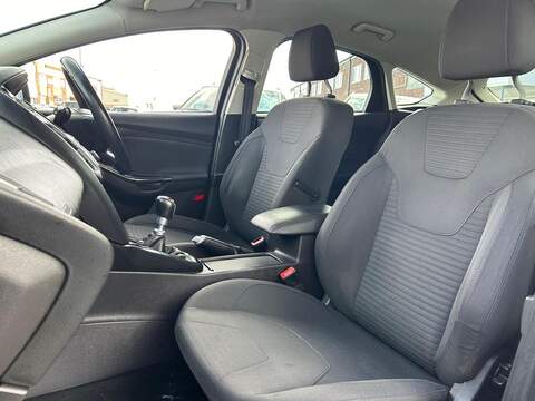 Ford Focus 1.5 TDCi Titanium Hatchback 5dr Diesel Manual Euro 6 (s/s) (120 ps) - U333