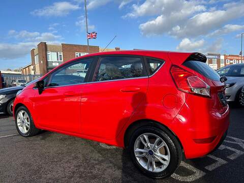 Ford Fiesta 1.25 Zetec Hatchback 5dr Petrol Manual Euro 5 (82 ps) - U343