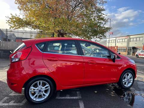 Ford Fiesta 1.25 Zetec Hatchback 5dr Petrol Manual Euro 5 (82 ps) - U343