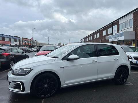 Volkswagen Golf 1.4 TSI 8.7kWh GTE Advance Hatchback 5dr Petrol Plug-in Hybrid DSG Euro 6 (s/s) (204 ps) - U344