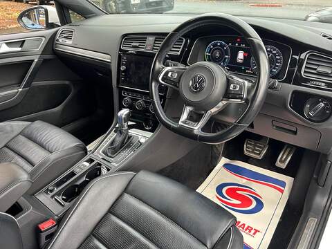 Volkswagen Golf 1.4 TSI 8.7kWh GTE Advance Hatchback 5dr Petrol Plug-in Hybrid DSG Euro 6 (s/s) (204 ps) - U344