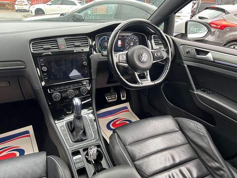 Volkswagen Golf 1.4 TSI 8.7kWh GTE Advance Hatchback 5dr Petrol Plug-in Hybrid DSG Euro 6 (s/s) (204 ps) - U344