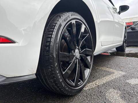 Volkswagen Golf 1.4 TSI 8.7kWh GTE Advance Hatchback 5dr Petrol Plug-in Hybrid DSG Euro 6 (s/s) (204 ps) - U344