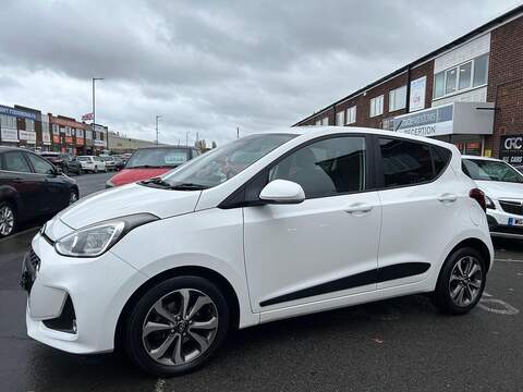 Hyundai i10 1.2 Premium SE Hatchback 5dr Petrol Auto Euro 6 (87 ps) - U348