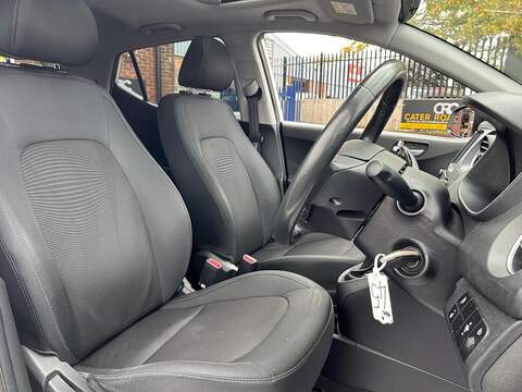 Hyundai i10 1.2 Premium SE Hatchback 5dr Petrol Auto Euro 6 (87 ps) - U348