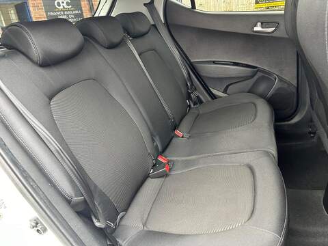 Hyundai i10 1.2 Premium SE Hatchback 5dr Petrol Auto Euro 6 (87 ps) - U348