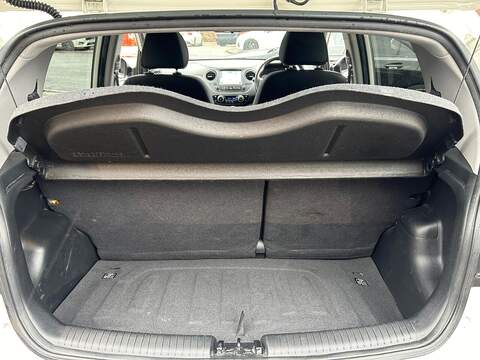 Hyundai i10 1.2 Premium SE Hatchback 5dr Petrol Auto Euro 6 (87 ps) - U348