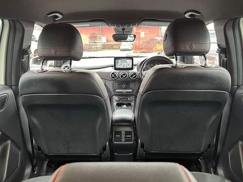 Mercedes-Benz B Class 2.1 B200d AMG Line (Premium) MPV 5dr Diesel 7G-DCT Euro 6 (s/s) (136 ps) - U349