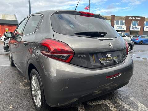 Peugeot 208 1.2 PureTech Allure Hatchback 5dr Petrol Manual Euro 6 (s/s) (82 ps) - U354