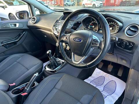 Ford Fiesta 1.0T EcoBoost Titanium Hatchback 5dr Petrol Manual Euro 6 (s/s) (100 ps) - U355