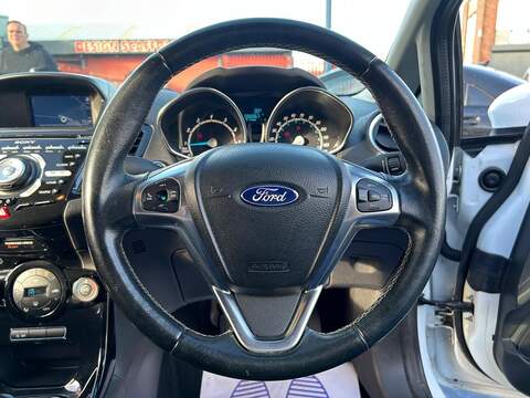 Ford Fiesta 1.0T EcoBoost Titanium Hatchback 5dr Petrol Manual Euro 6 (s/s) (100 ps) - U355