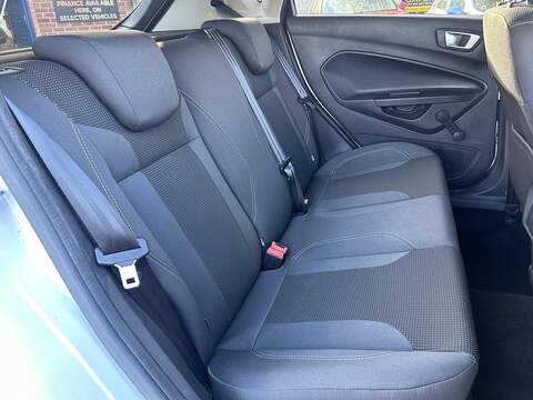 Ford Fiesta 1.0T EcoBoost Titanium Hatchback 5dr Petrol Manual Euro 6 (s/s) (100 ps) - U355