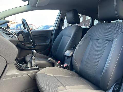 Ford Fiesta 1.0T EcoBoost Titanium Hatchback 5dr Petrol Manual Euro 6 (s/s) (100 ps) - U355