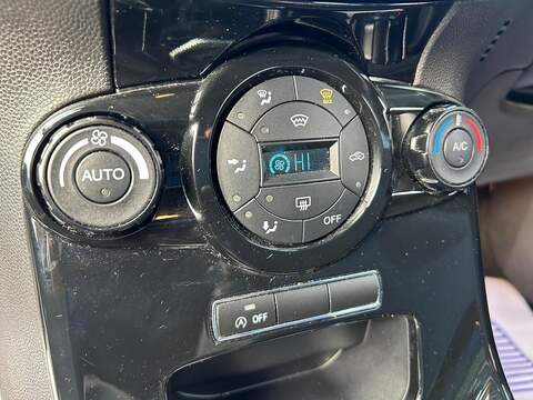 Ford Fiesta 1.0T EcoBoost Titanium Hatchback 5dr Petrol Manual Euro 6 (s/s) (100 ps) - U355